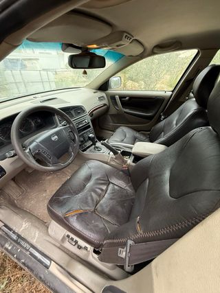 Volvo XC70 2003