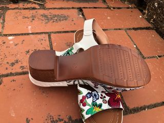 Zapatos tacón mujer - florales