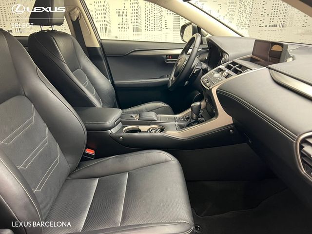 Lexus NX300h EXECUTIVE KICK POWER NAVI REF 4386