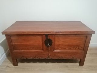Arca madera antigua
