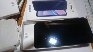 Samsung Galaxy A15 - Azul y Negro