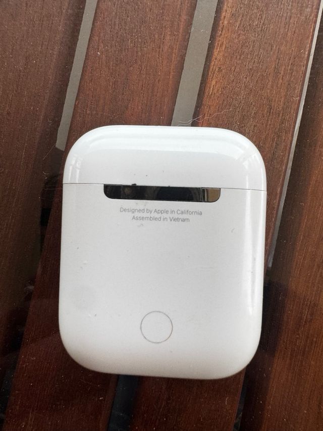 Airpods Apple (1ª y 2ª Gen) - Estuche Blanco