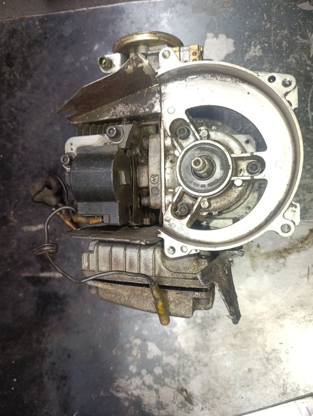 Motor desbrozadora husqvarna y Maruyama