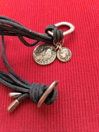 Pulsera cuero monedas romanas
