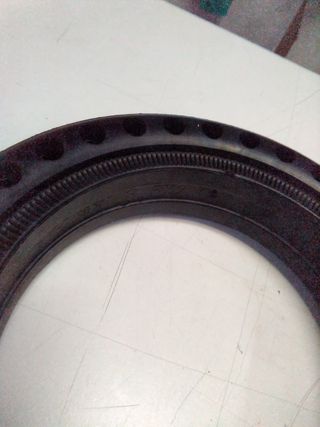 Rueda patinete compacta