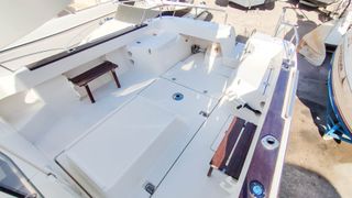 Arvor 23 - barco cabinado 130hp