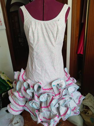 Vestido Flamenca Rosa y Blanco