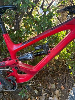 Bicicleta enduro YT Capra