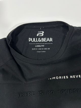 Camiseta Pull&Bear negra - T-shirt