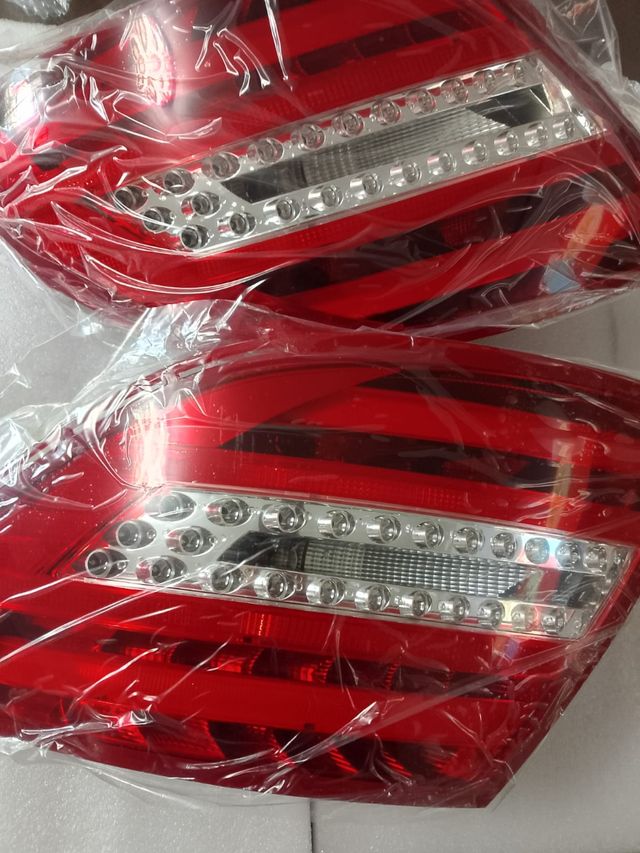 Pilotos traseros LED Mercedes W204