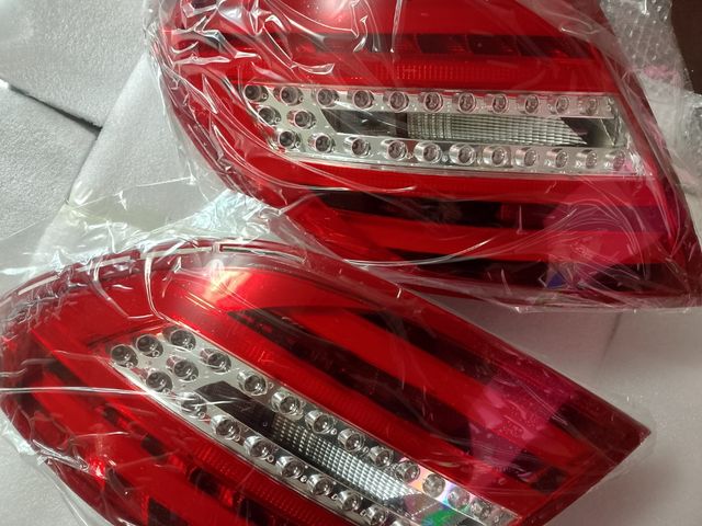Pilotos traseros LED Mercedes W204