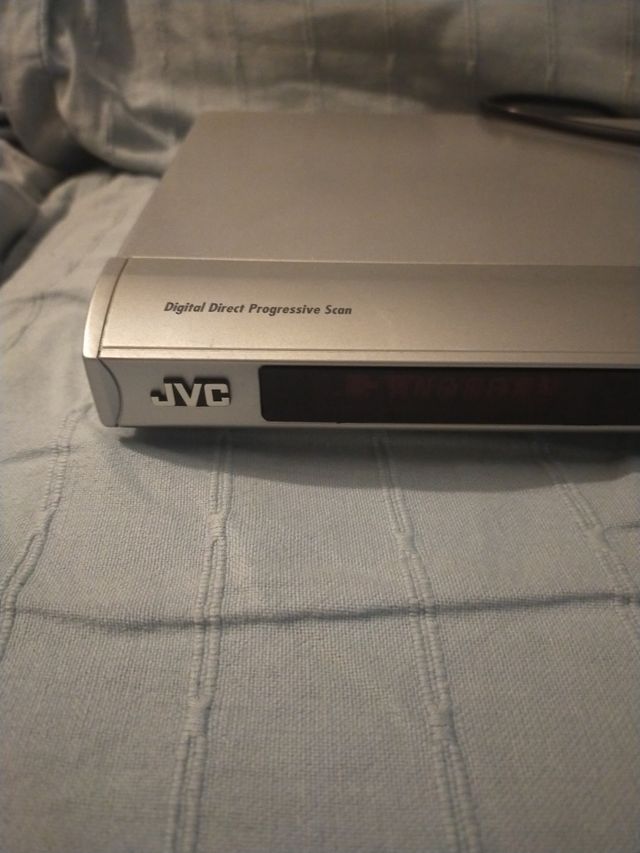 Reproductor DVD JVC XV-N422