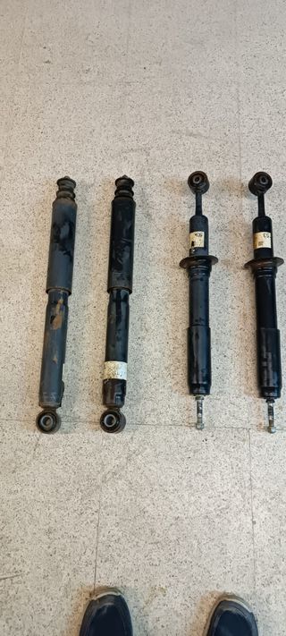 Muelles y Amortiguadores Toyota Land Cruiser 155
