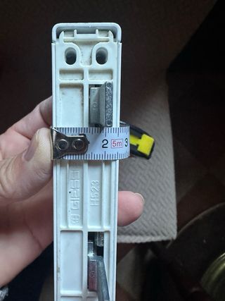 Tiradores y manetas par puertas y ventanas