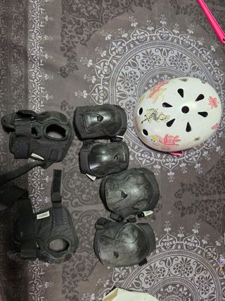 Casco y protecciones Oxelo