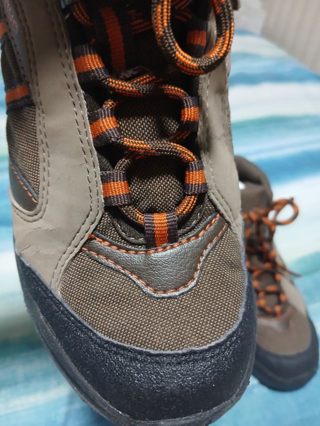 Botas montaña Quechua niño TALLA 34