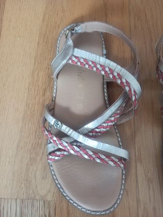 Sandalias Piel niña talla 35 - beige/dorado