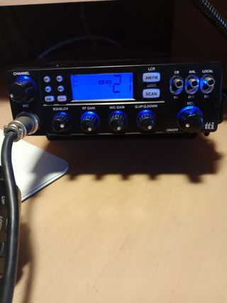 Emisora CB TTI 880 27 Mhz, negociable