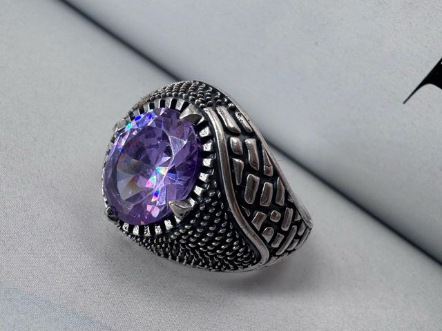 Anel em prata com ametista