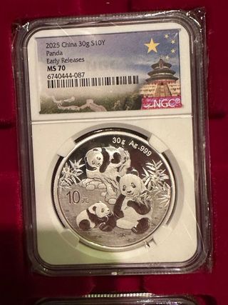 Moneda Panda China 2025 NGC MS70