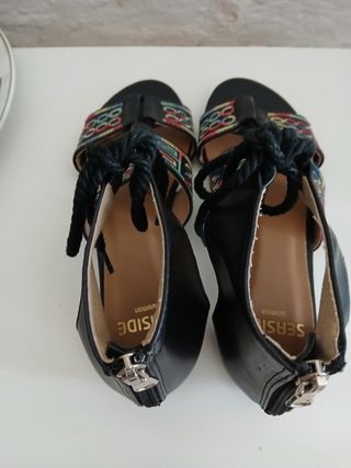 Sandalias planas mujer negras