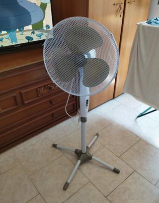 Ventilatore a colonna - bianco/grigio