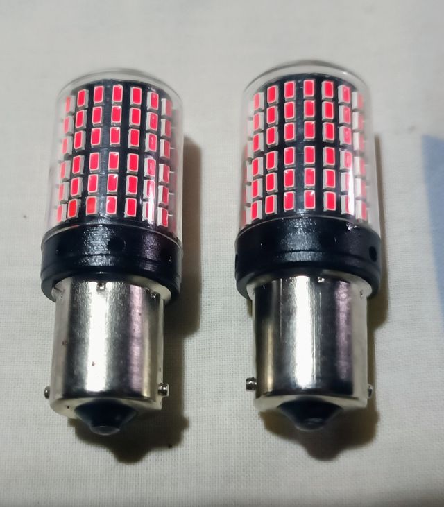 4 Bombillas LED para Coche - Rojo