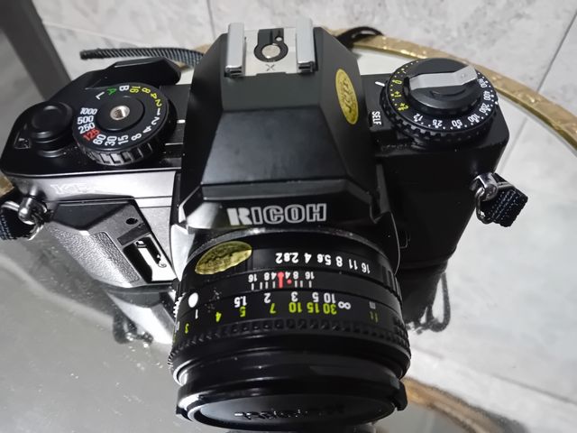 Ricoh KR-10X: Cámara réflex analógica