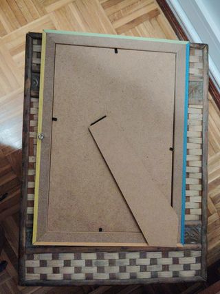 Cuadro yoga: posturas.7€.