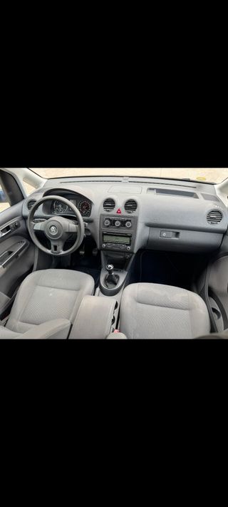 Volkswagen Caddy 2012