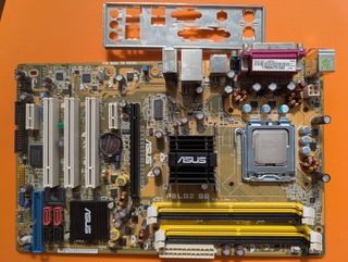 Placa base ASUS P5LD2 SE Socket 775  - 4GB RAM