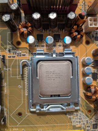 Placa base ASUS P5LD2 SE Socket 775  - 4GB RAM