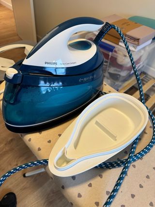 Plancha Philips PerfectCare Compacta Azul.