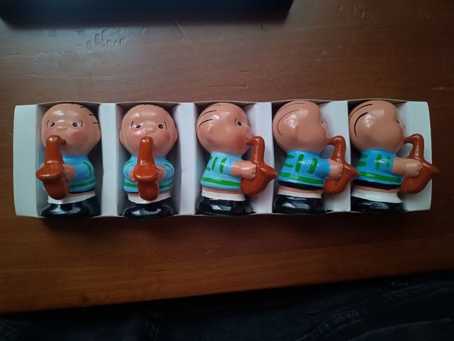 Figuras cerámicas saxofonistas