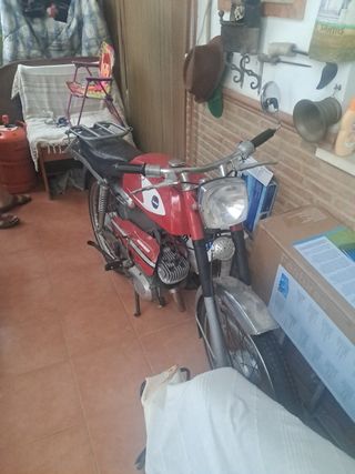 Derbi Antorcha restaurada