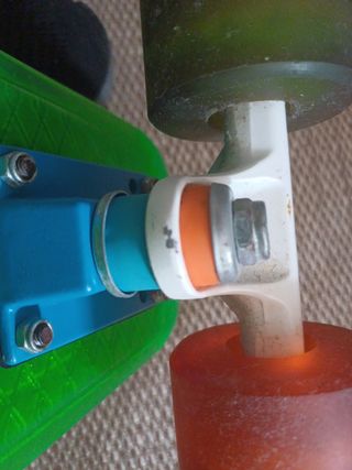 Monopatín verde