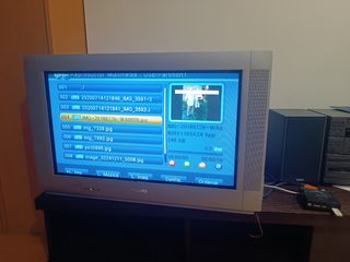 TV Philips CRT 30" Gris Plata
Y TDT