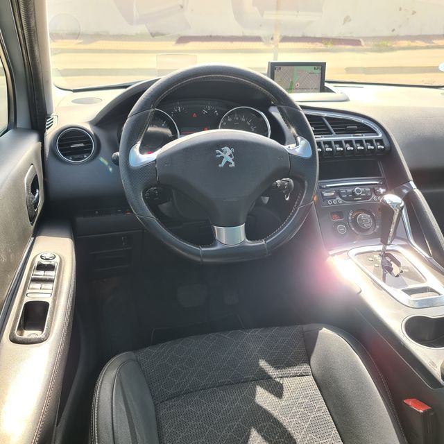 Peugeot 3008 1.6 BlueHDI AUTOMÁTICO