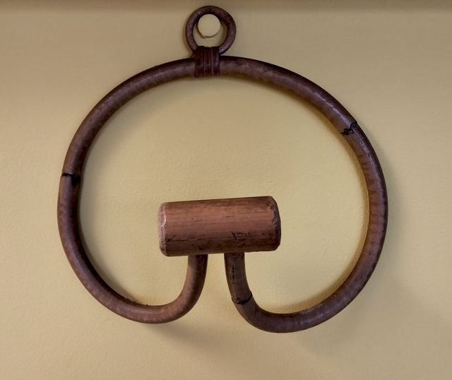 Colgador vintage de caña