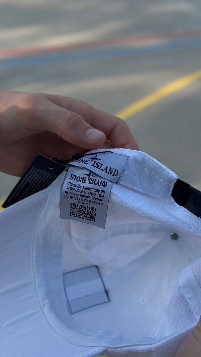 “UNISEX” Gorra de Stone Island blanca