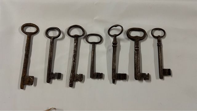 Chiavi antiche x porte