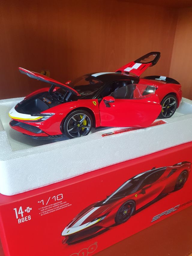Ferrari SF90 Stradale Bburago scala da 1/18