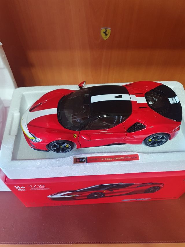 Ferrari SF90 Stradale Bburago scala da 1/18
