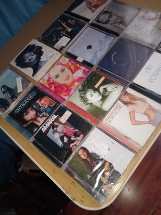 AMARAL,PAULINA RUBIO,ROSANA,
CHRISTINA AGUILERA,JE