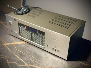 Sansui B-77