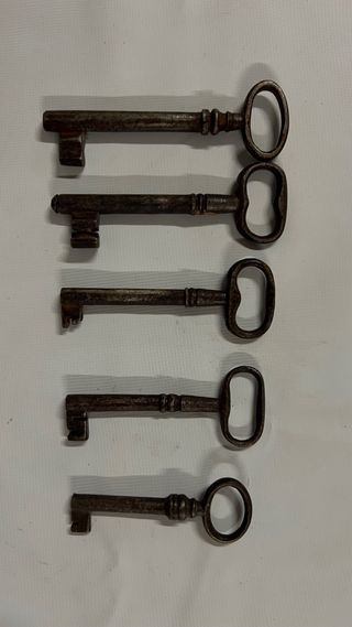 5 Chiavi Antiche in Ferro
