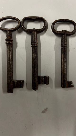 5 Chiavi Antiche in Ferro