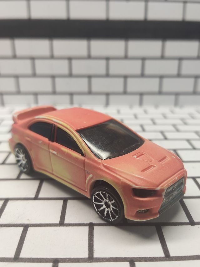 Hot Wheels Mitsubishi Lancer Evo