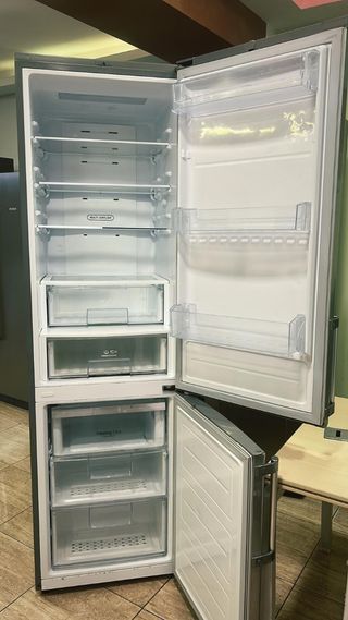 Nevera LG combi, gris, No Frost A+ barata