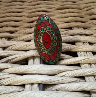 Anillo dorado grande